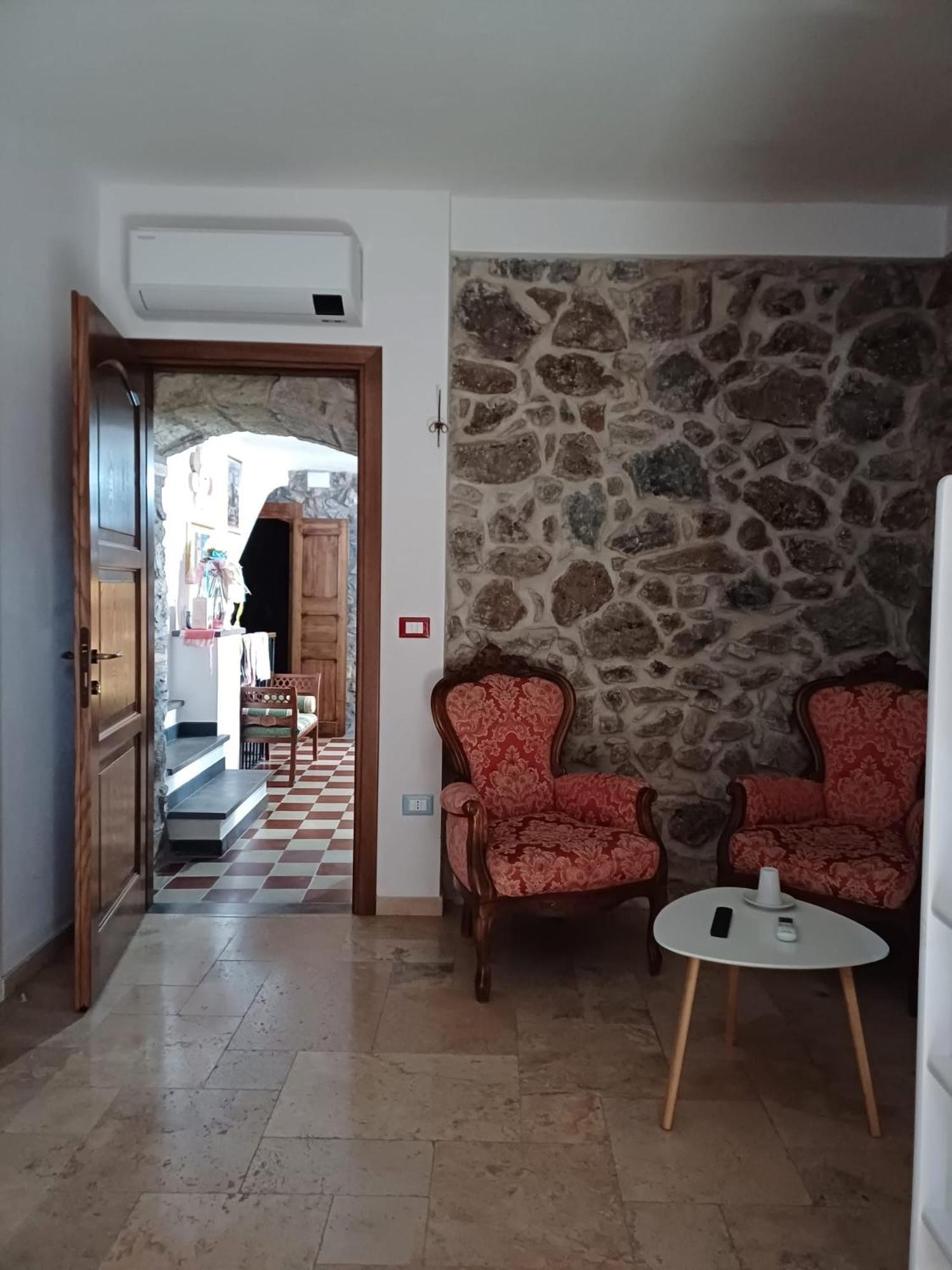 Deiana Bed & Breakfast Santu Lussurgiu Exterior photo